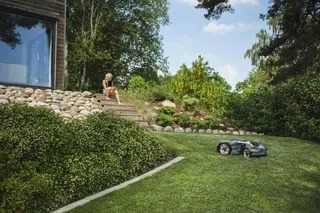 Husqvarna Automower 435X AWD NERA vierwiel aangedreven robotmaaier tot 3500m² met draadloze technologie