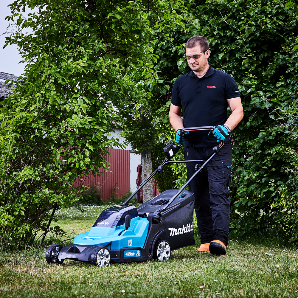 Makita DLM432Z Accu grasmaaier 43cm - duwmaaier