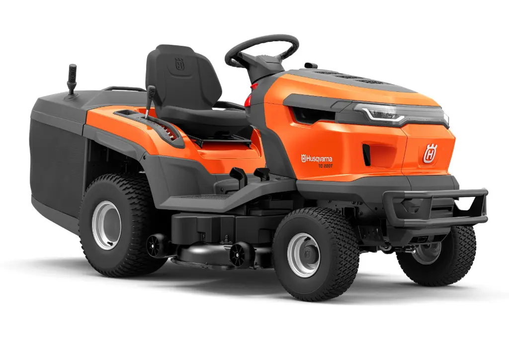 Husqvarna TC 220T Tuintractor 108cm met Cruise Control