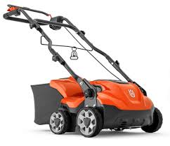 [967922301] Husqvarna Verticuteermachine S138C